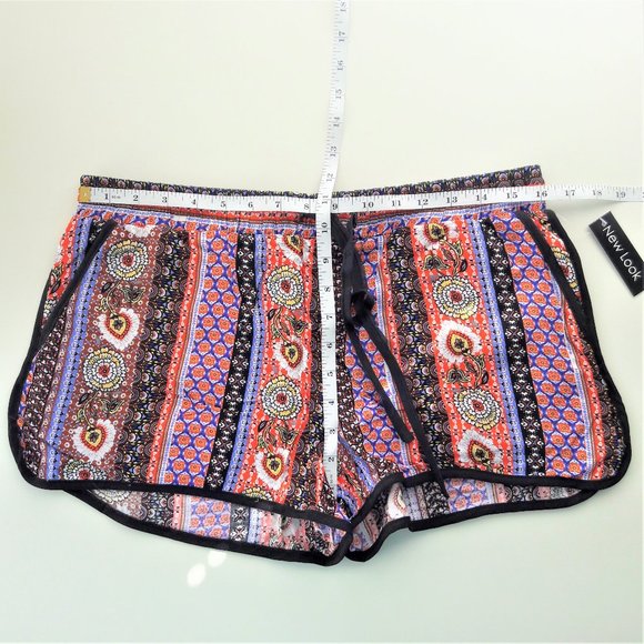 NWT! NEW LOOK Tribal Bohemian Print-Mix Shorts - Picture 6 of 10